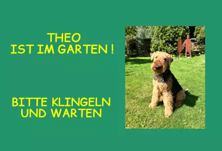 Hunde Vorsicht Warnschild Zutritt verbotenHunde Theo ist im Garten! Bild